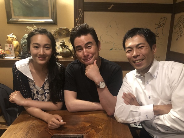 取材の時、右がライターの大石明弘さん。大学山岳部時代からの父の友人。